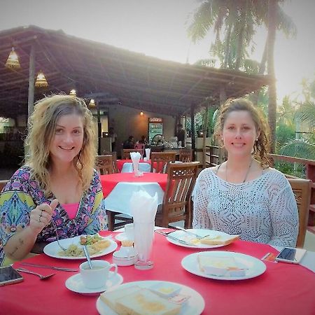 Kyaw Myanmar Hotel Gyeiktaw Exteriör bild