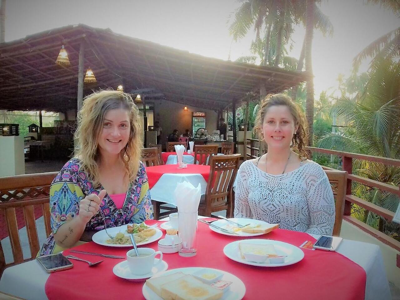 Kyaw Myanmar Hotel Gyeiktaw Exteriör bild